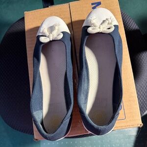 Ballerina  Canvas Shoes in Navy Blue